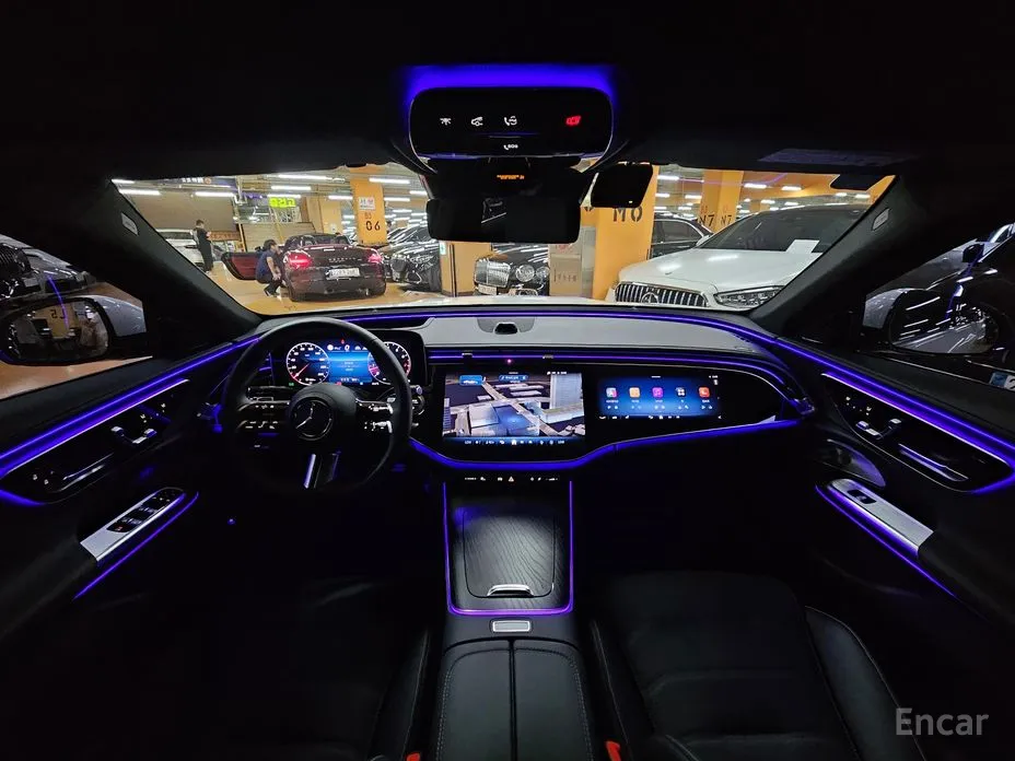 Mercedes-Benz E-Class 2024 E300 4MATIC AMG Line