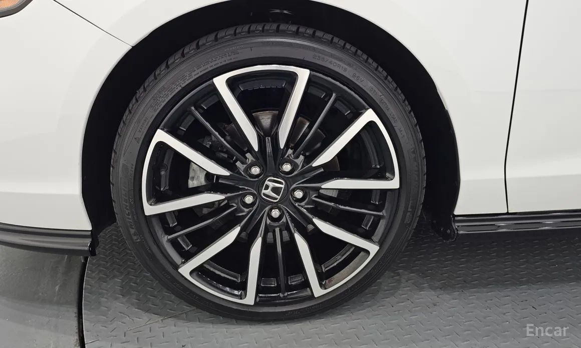 Honda Accord 2023 2.0 Hybrid Touring