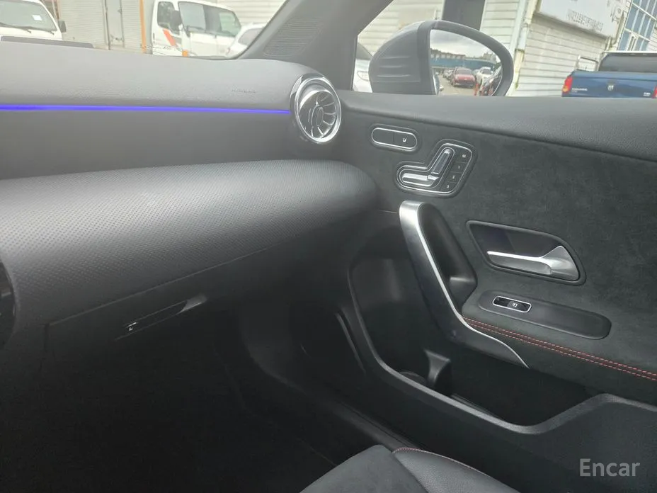 Mercedes-Benz A-Class 2019 AMG A35 4MATIC Sedan