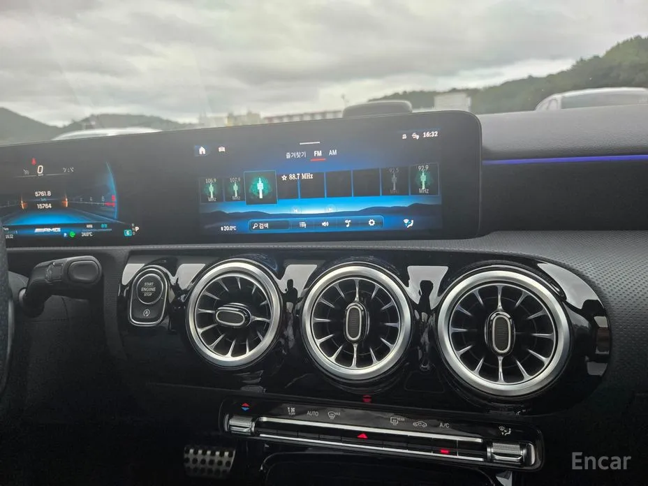 Mercedes-Benz A-Class 2019 AMG A35 4MATIC Sedan