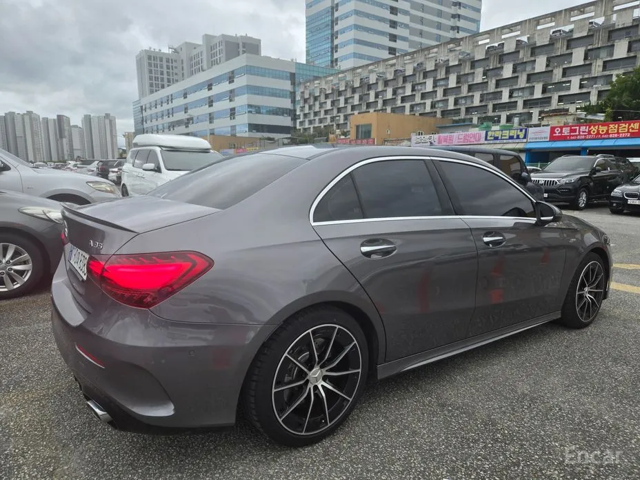 Mercedes-Benz A-Class 2019 AMG A35 4MATIC Sedan