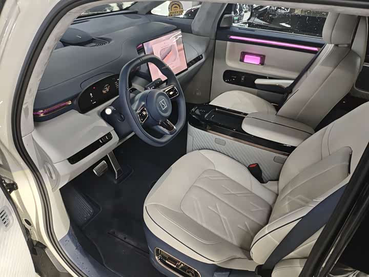 Zeekr Mix 2025 2025款 长续航智驾版