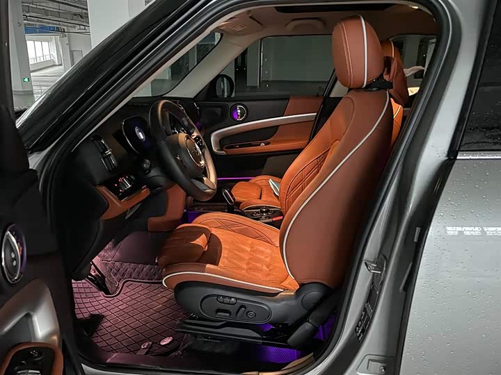 Mini Countryman 2023 2023款 改款 1.5T COOPER ALL4 鉴赏家