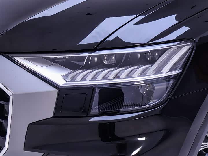 Audi Q8 2022 2022款 55 TFSI 豪华动感型