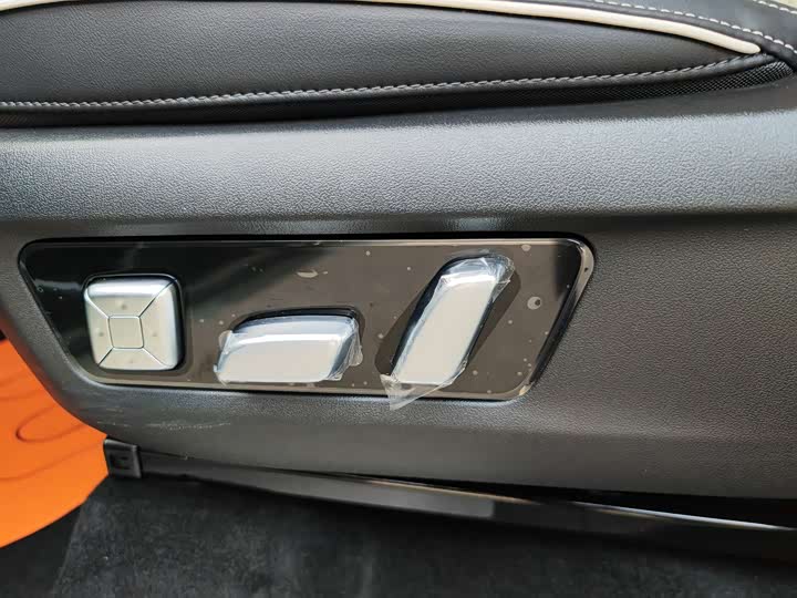 Tank 300 2024 2024款 2.0T 穿越者