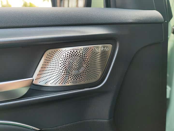 Tank 300 2024 2024款 2.0T 穿越者