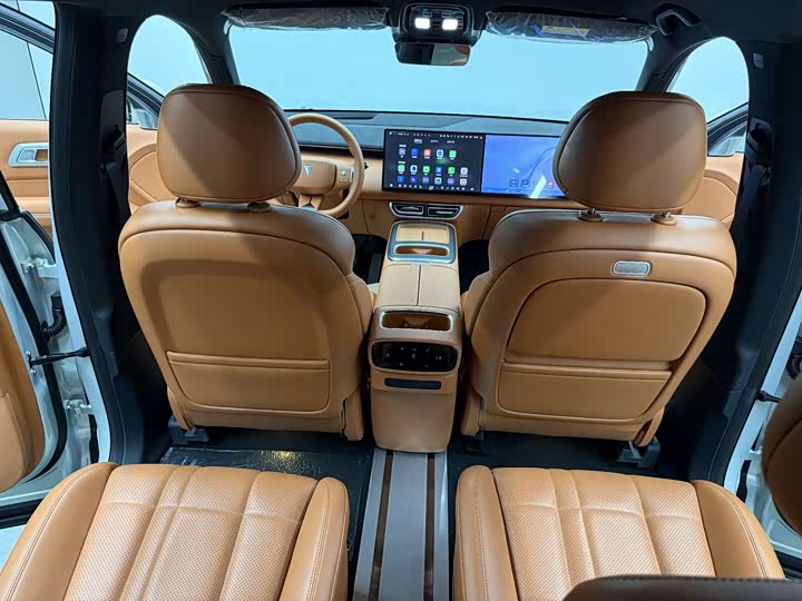 Changan Deepal S09 2025 2025款 四驱Ultra+ 高定版