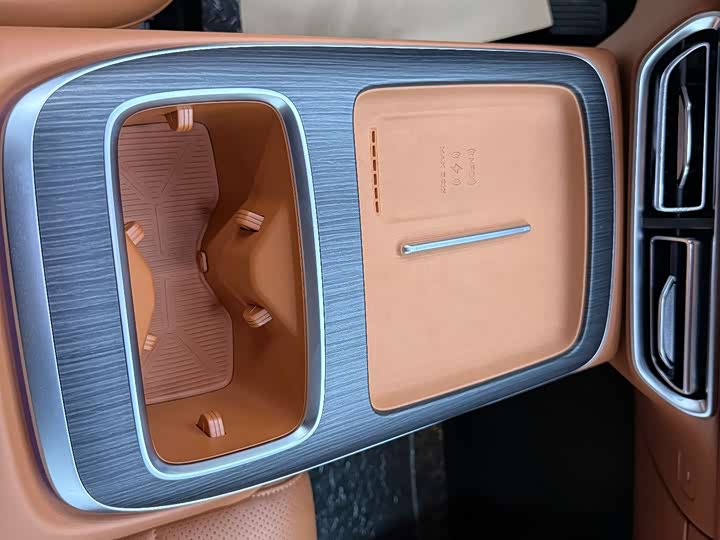 Changan Deepal S09 2025 2025款 四驱Ultra+ 高定版