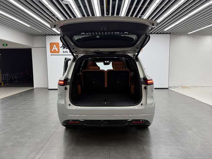 Changan Deepal S09 2025 2025款 四驱Ultra+ 高定版