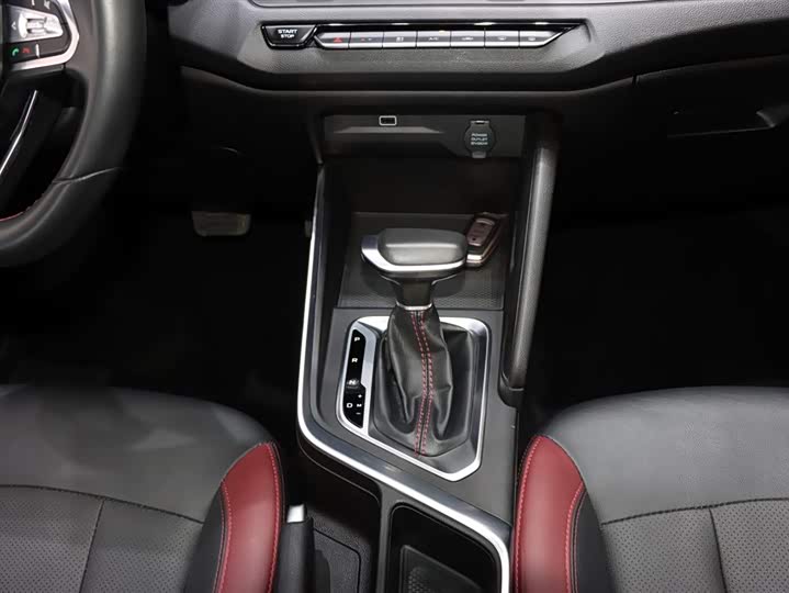 Geely Vision X3 2021 2021款 PRO 1.5L CVT尊贵型