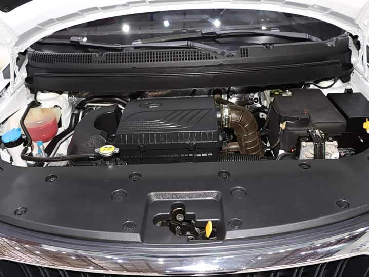 Geely Vision X3 2021 2021款 PRO 1.5L CVT尊贵型