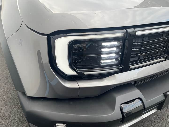 BAIC Beijing BJ40 2024 2024款 2.0D 全新刀锋英雄穿越者