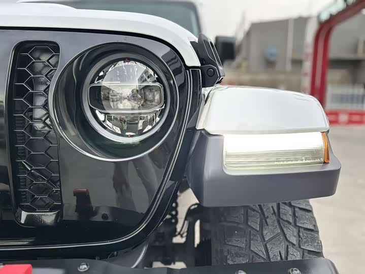 Jeep Gladiator 2022 2022款 3.6L 先行版