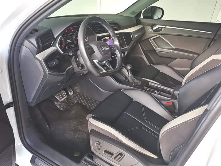 Audi Q3 2024 2024款 35 TFSI 时尚动感型