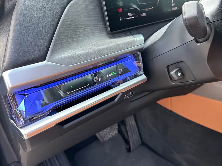 BMW 7 Series 2023 2023款 740Li 领先型 豪华套装