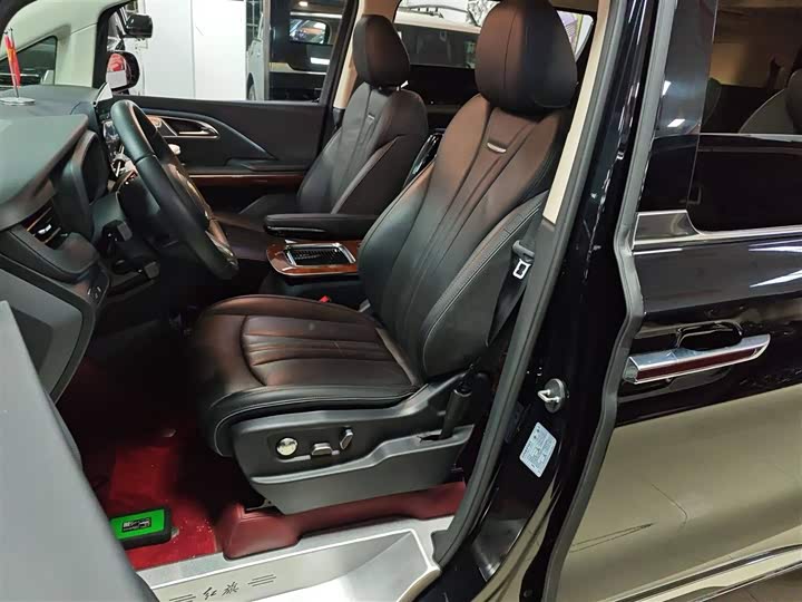 Hongqi HQ9 2023 2023款 2.0T 智联旗享版