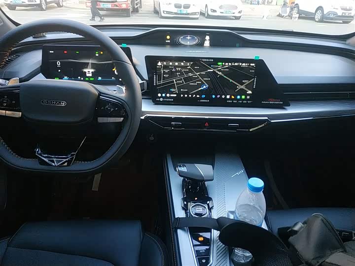 Changan Oshan Z6 Hybrid 2023 2023款 智电iDD 150KM旗舰PLUS