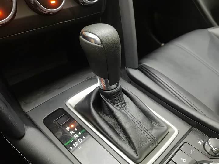 Mazda CX-4 2021 2021款 2.0L 自动两驱蓝天活力版