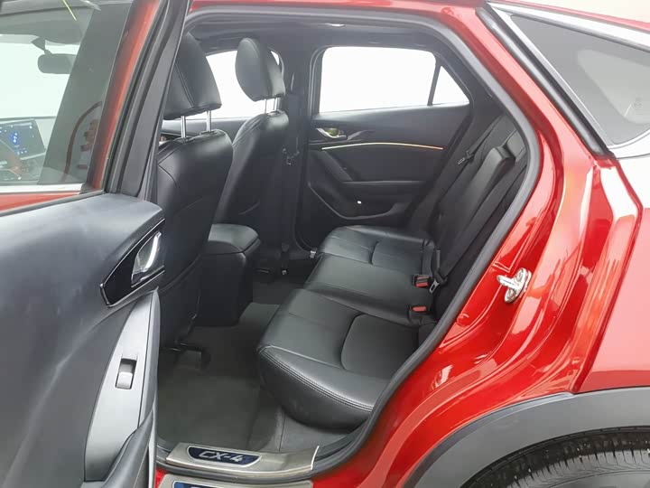 Mazda CX-4 2021 2021款 2.0L 自动两驱蓝天活力版