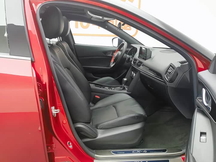 Mazda CX-4 2021 2021款 2.0L 自动两驱蓝天活力版