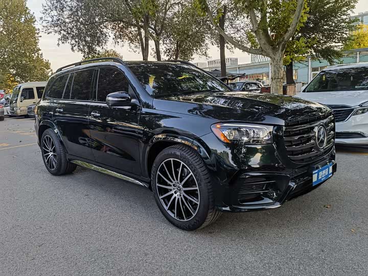 2025 Mercedes-Benz GLS-Class
