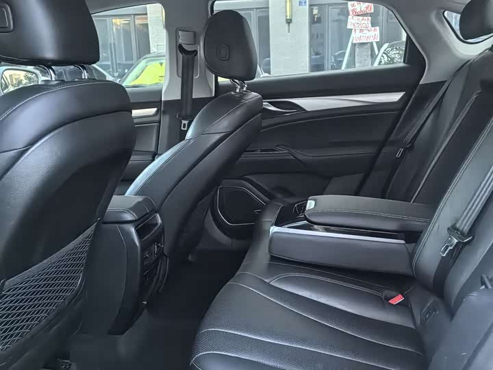 Geely Emgrand GT 2020 2020款 改款 1.8T 领航版