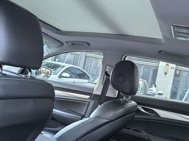 Geely Emgrand GT 2020 2020款 改款 1.8T 领航版