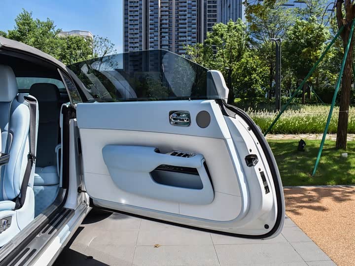 Rolls-Royce Dawn 2018 2018款 6.6T 标准型