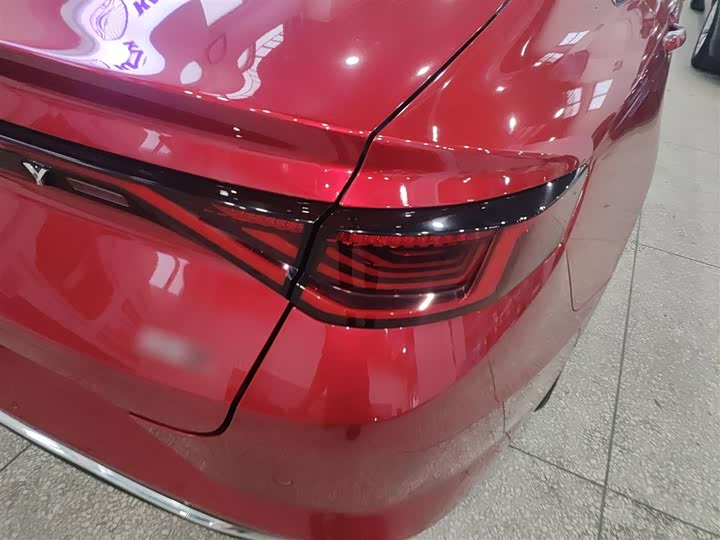 Geely Emgrand L 2022 2022款 1.4T CVT至尊型