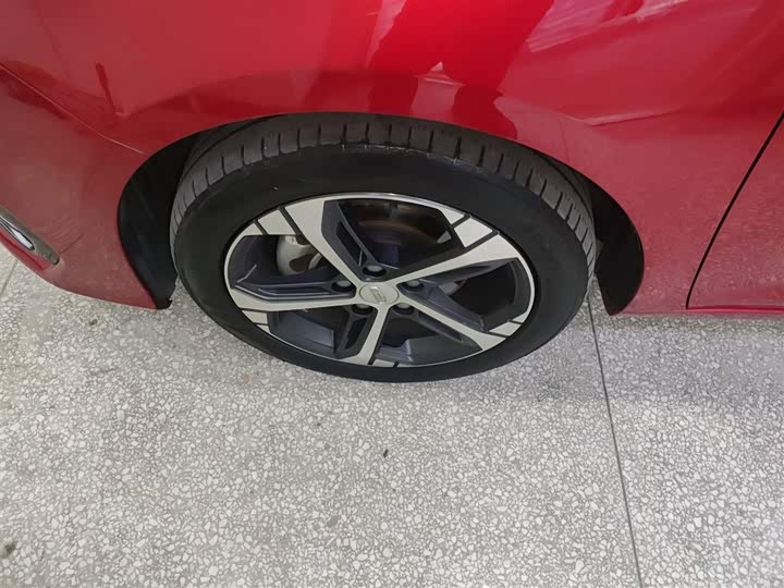 Geely Emgrand L 2022 2022款 1.4T CVT至尊型