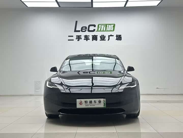 Tesla Model 3 2023 2023款 长续航全轮驱动版