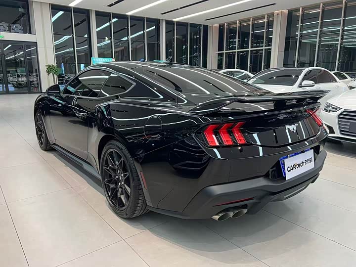 Ford Mustang 2024 2024款 2.3T EcoBoost 硬顶性能版