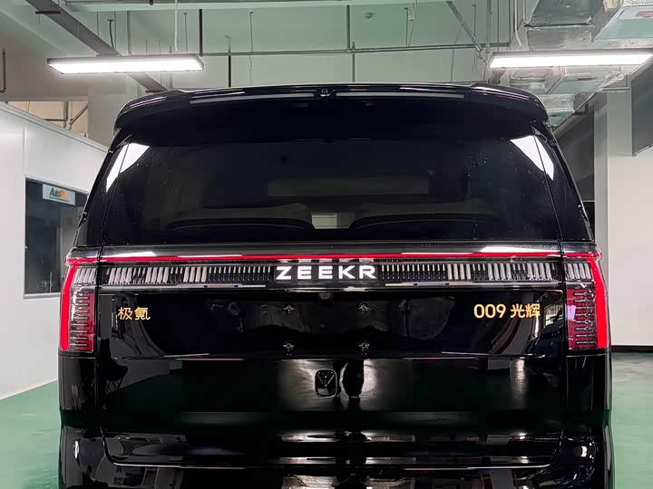 Zeekr 009 2024 2024款 光辉典藏版