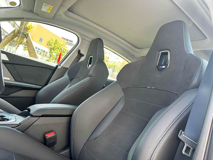 BMW 2 Series 2025 2025款 225L M运动曜夜套装