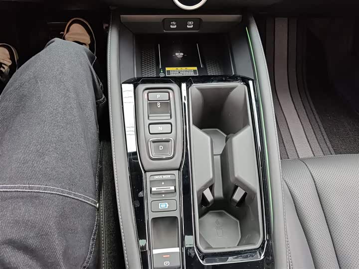 Honda Accord Hybrid 2023 2023款 2.0L e:PHEV 尊贵版