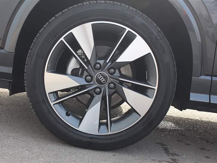 Audi Q2L 2024 2024款 35TFSI 时尚致雅型