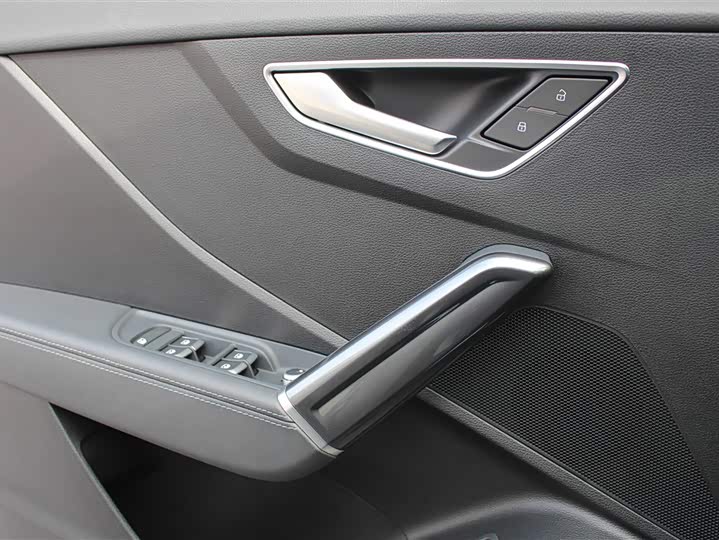 Audi Q2L 2024 2024款 35TFSI 时尚致雅型