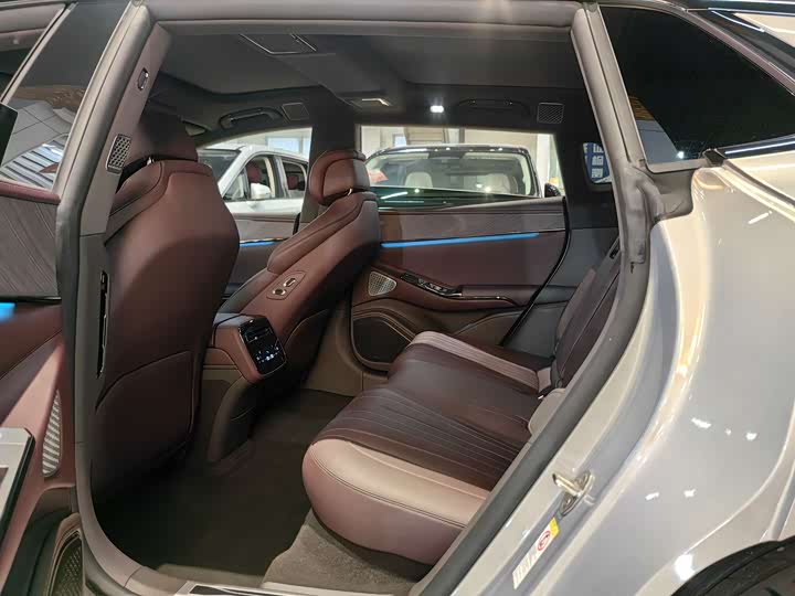 Denza Z9GT 2024 2024款 1100四驱Pro版