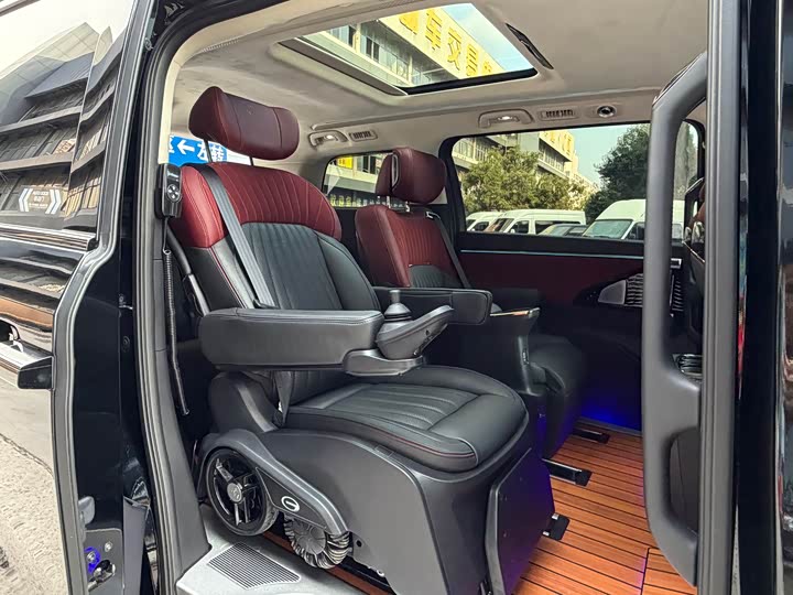 GAC Trumpchi E9 2024 2024款 E9 科技关爱版