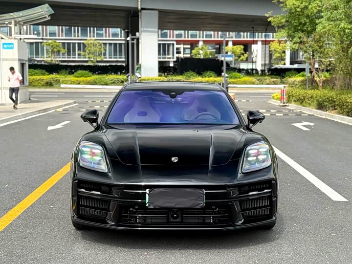 2024 Porsche Panamera Hybrid