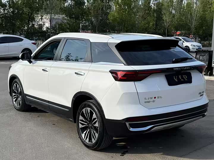 Bestune T77 2023 2023款 1.5T 自动豪华型