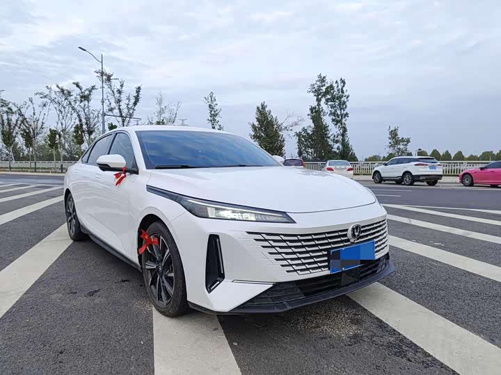 Changan Yida 2023 2023款 蓝鲸NE 1.5T GDI DCT领航型