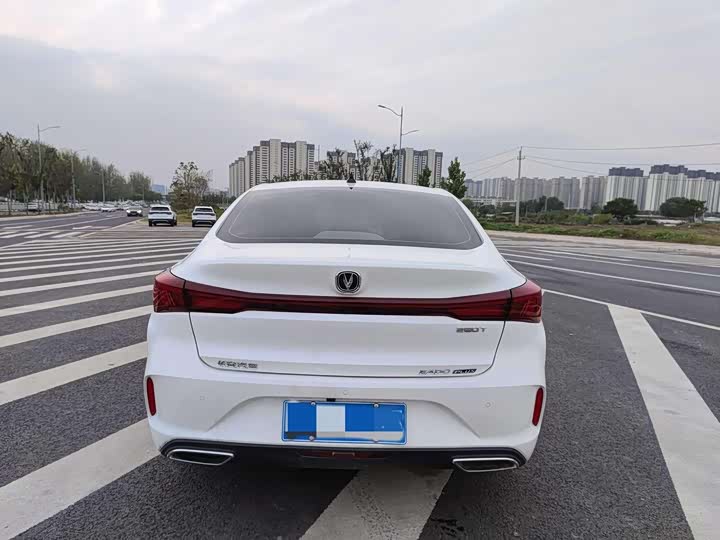 Changan Eado Plus 2024 2024款 PLUS 蓝鲸NE 1.4T GDI DCT高能版