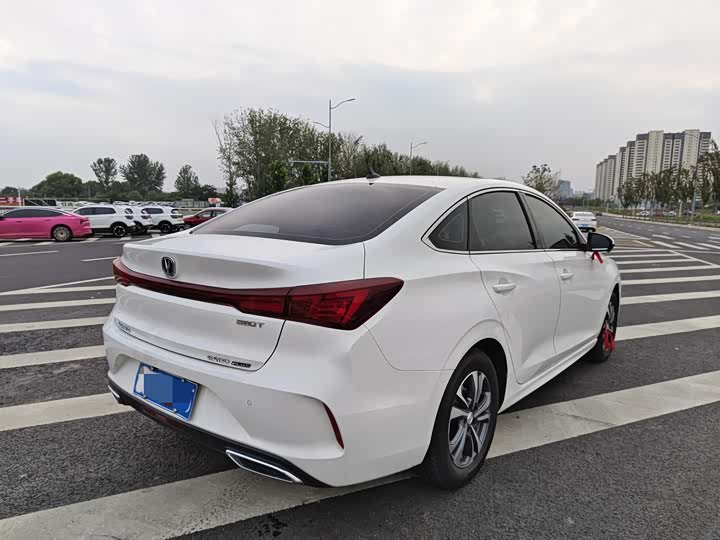 Changan Eado Plus 2024 2024款 PLUS 蓝鲸NE 1.4T GDI DCT高能版