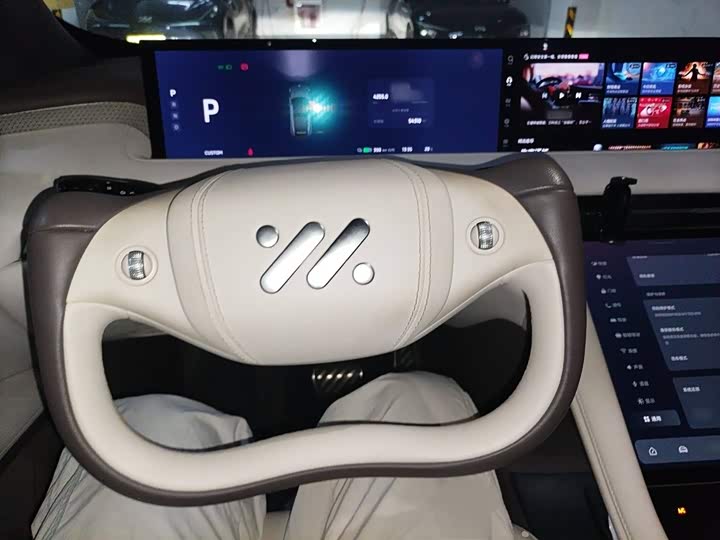 IM motors LS7 2023 2023款 100kWh Lux四驱版