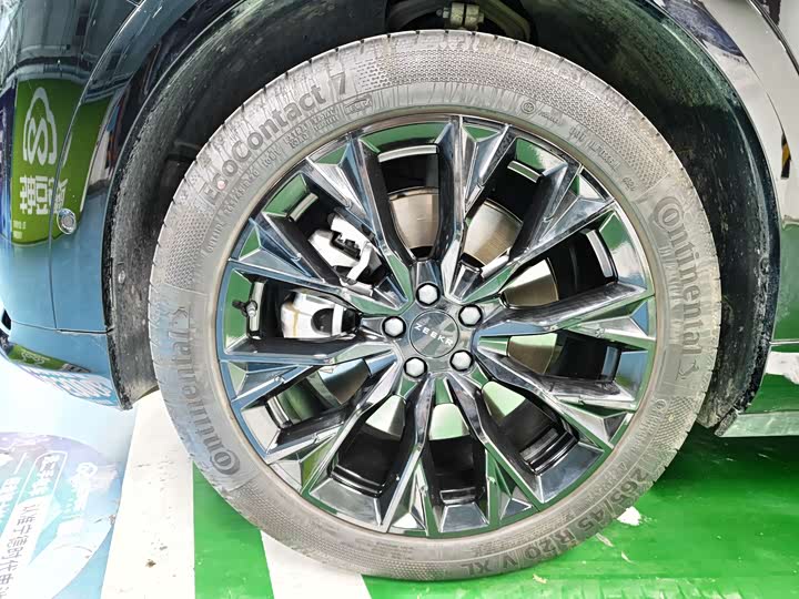 Zeekr 7X 2025 2025款 100kWh 长续航后驱智驾版