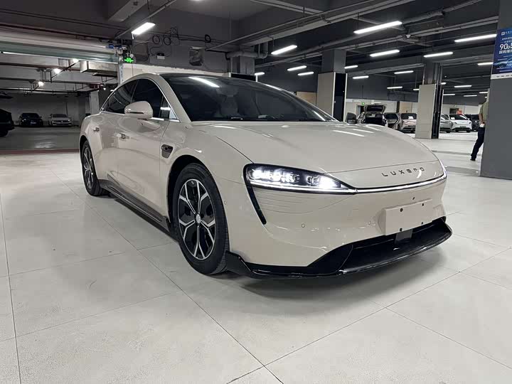 Luxeed S7 2025 2025款 705km Pro
