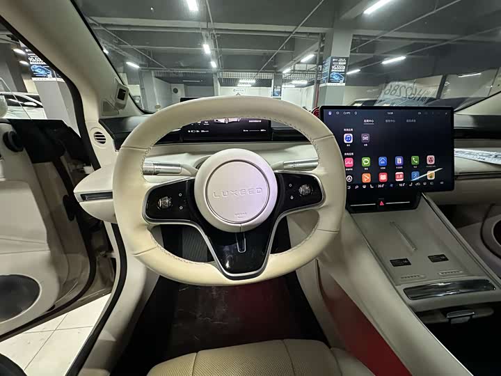 Luxeed S7 2025 2025款 705km Pro