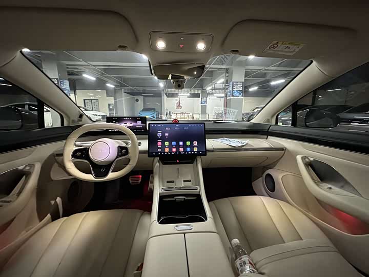 Luxeed S7 2025 2025款 705km Pro