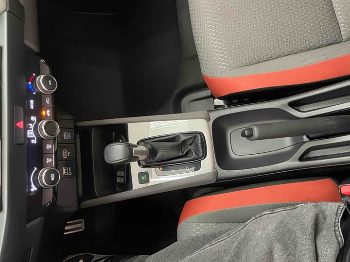 Honda Life 2021 2021款 1.5L CVT SPO-SS灵动版